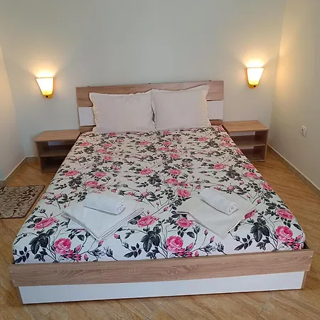 виктория Hotel Sosopol