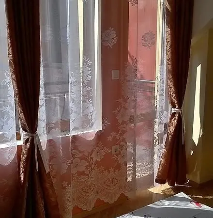 семеен виктория Отель Созополь
